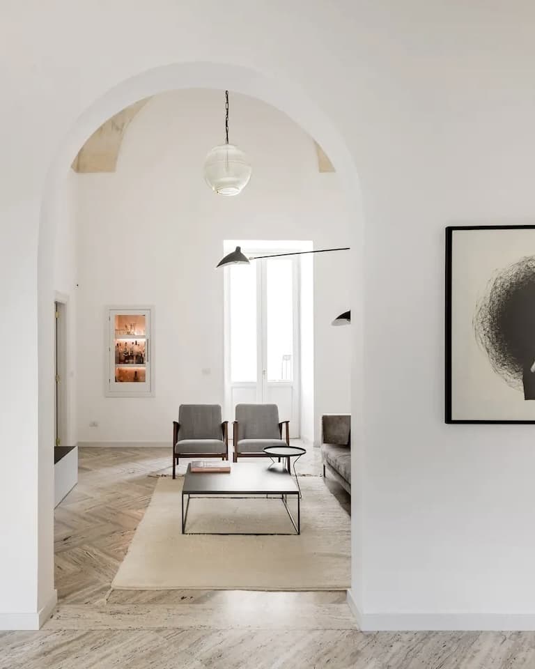 Lounge with 65" smart TV